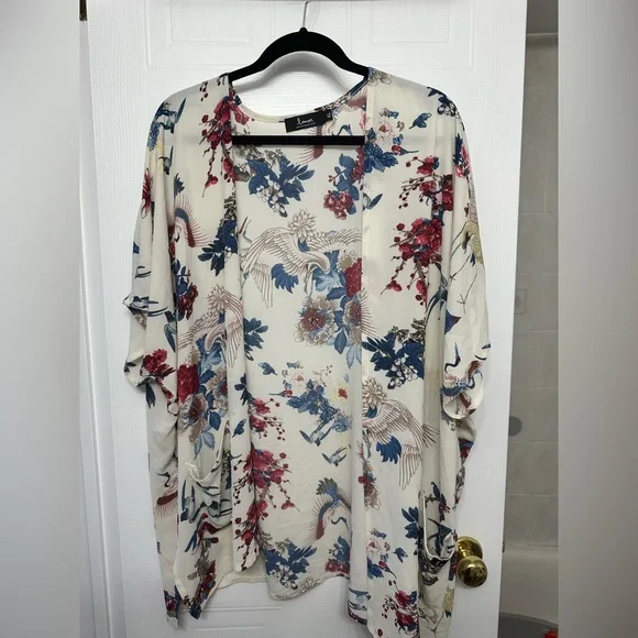 Louve Bird Pattern Open Tunic - Picture 13 of 14